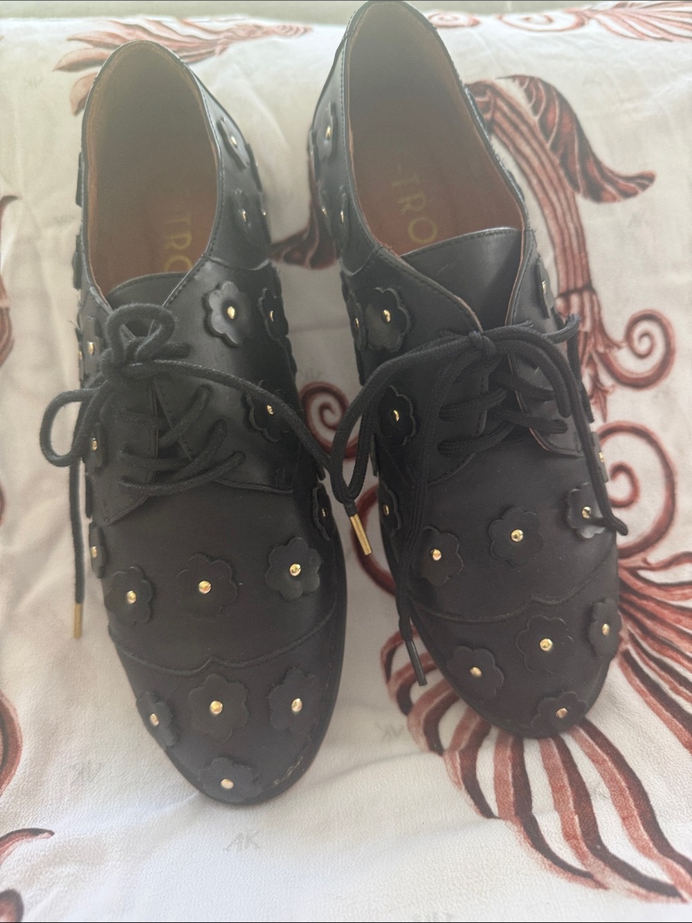 Classic  British Black Floral Lace-Up Oxford shoes with Gold Studs -London